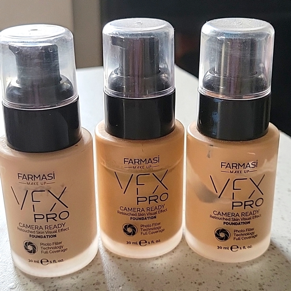 VFX foundation by Farmasi